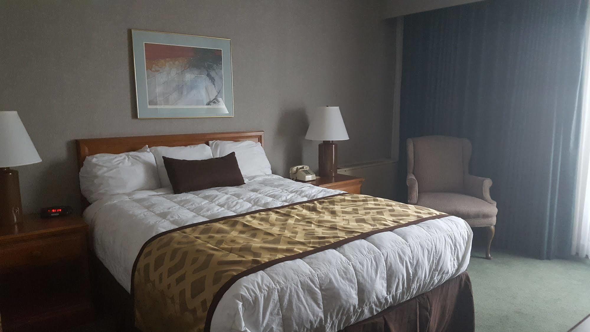 Hibbing Park Hotel Ngoại thất bức ảnh